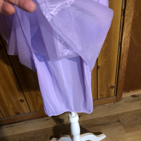 Lavender Nylon/Chiffon Nightgown - Picture 8 of 9